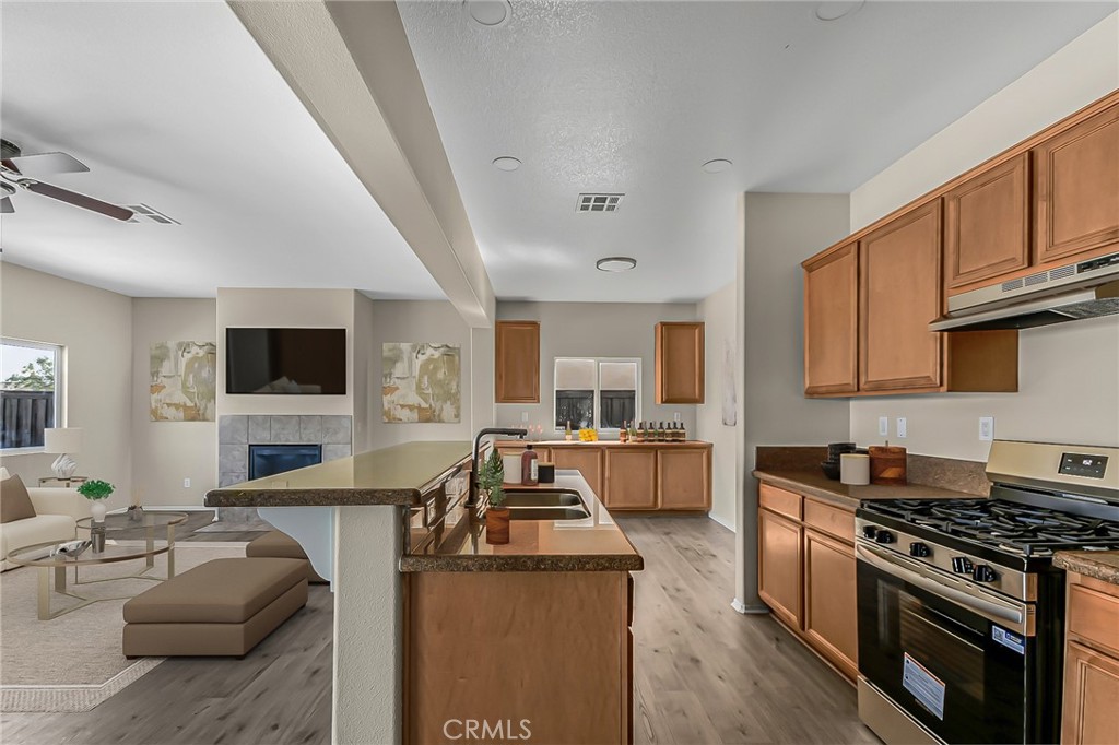 15077 Mateo Prado Property Photo 6