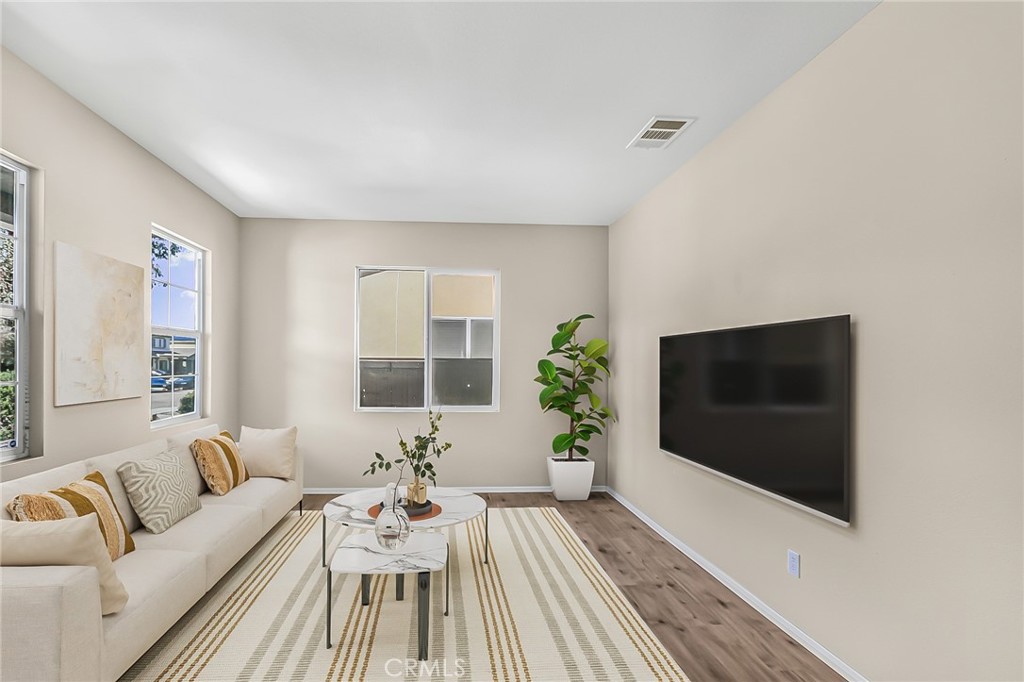 15077 Mateo Prado Property Photo 8