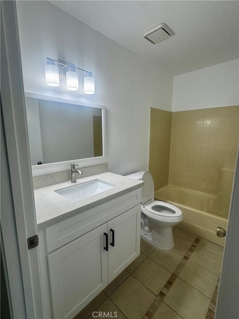 25770 Covala Court Property Photo 7