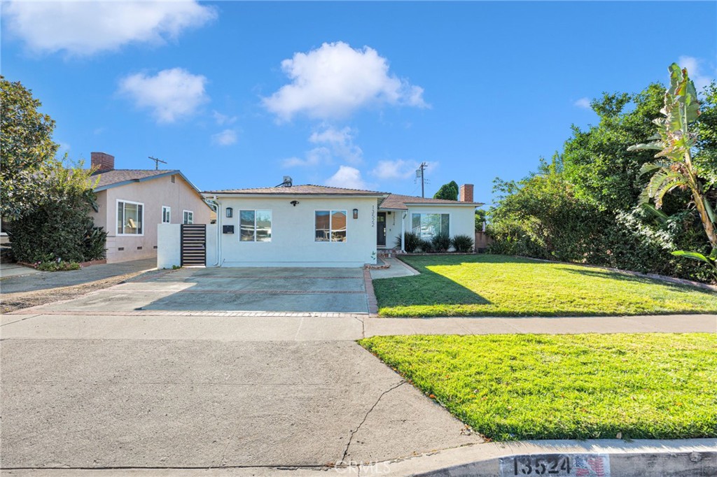 13524 Debell Property Photo 2