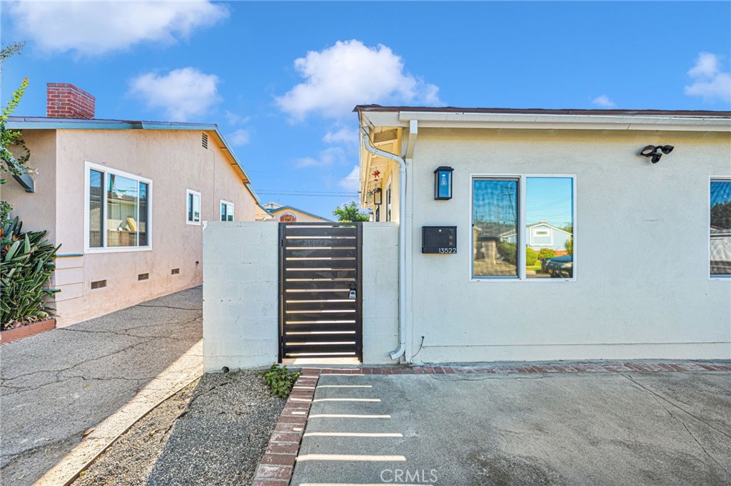 13524 Debell Property Photo 4