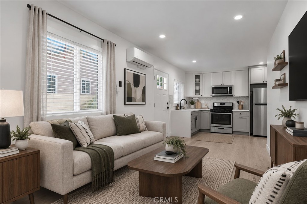 13524 Debell Property Photo 8