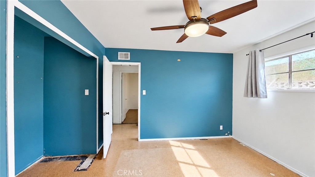 43847 2nd E Property Photo 13