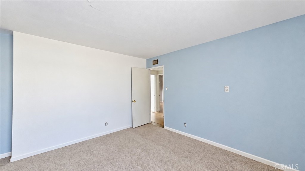 43847 2nd E Property Photo 20