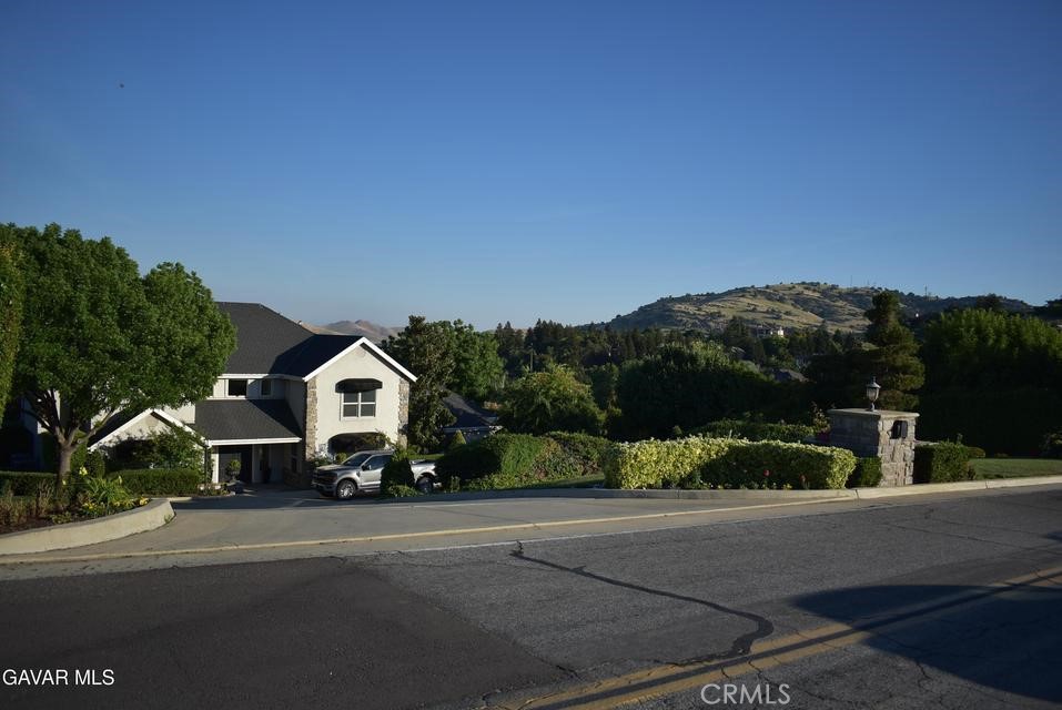 386 High Sierra Drive Property Photo 3