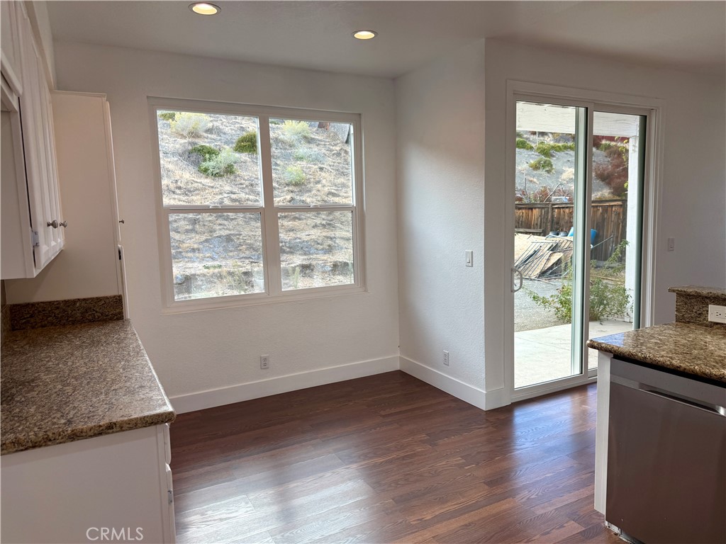 2728 Redington Property Photo 4