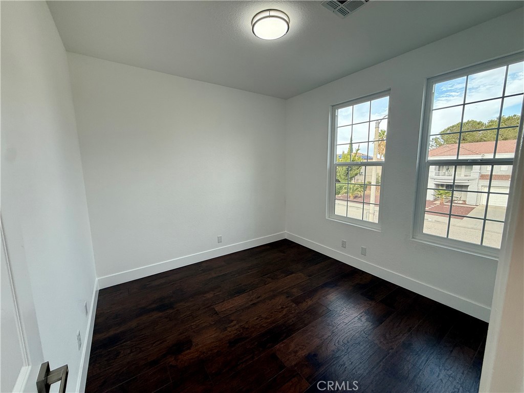 2728 Redington Property Photo 8