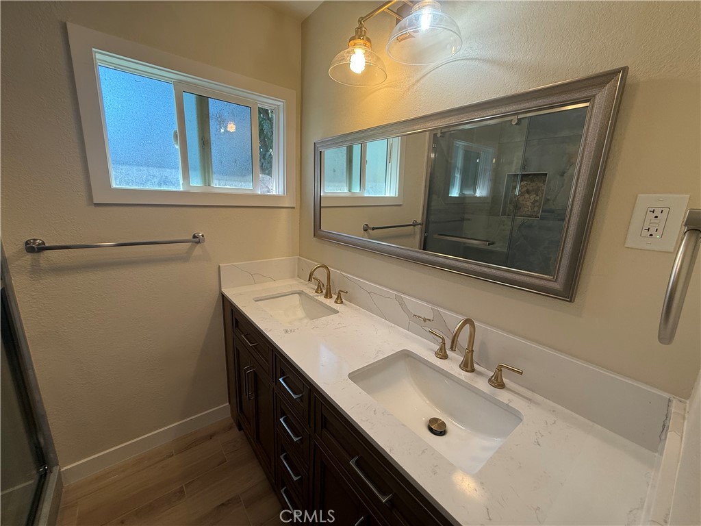 44311 Cedar Avenue Property Photo 12