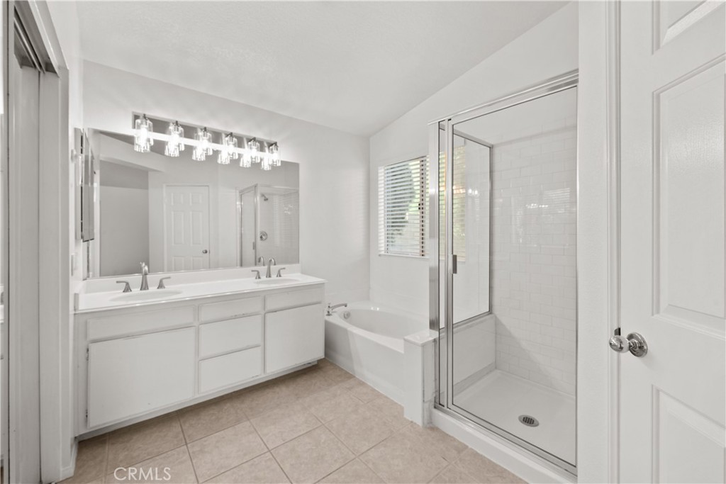 27683 Ron Ridge Property Photo 25