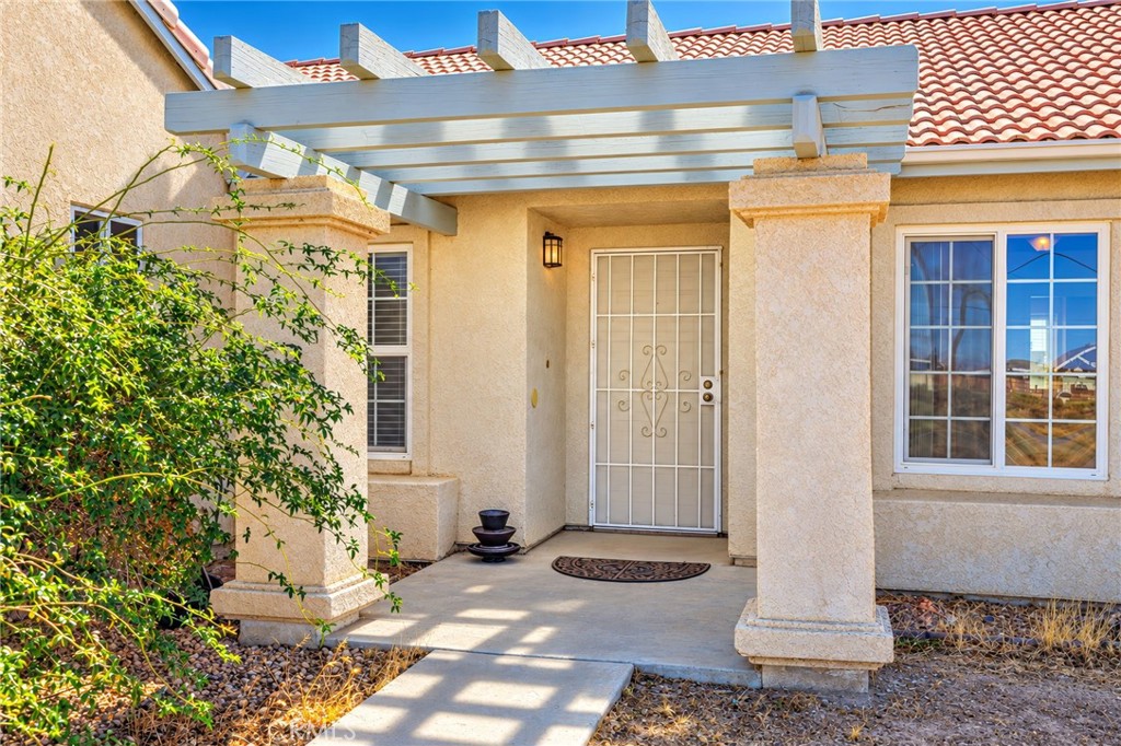 9020 Redwood Boulevard Property Photo 3