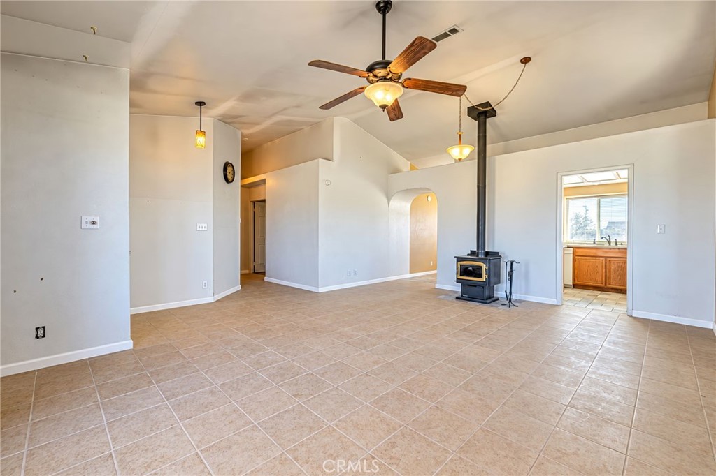 9020 Redwood Boulevard Property Photo 7