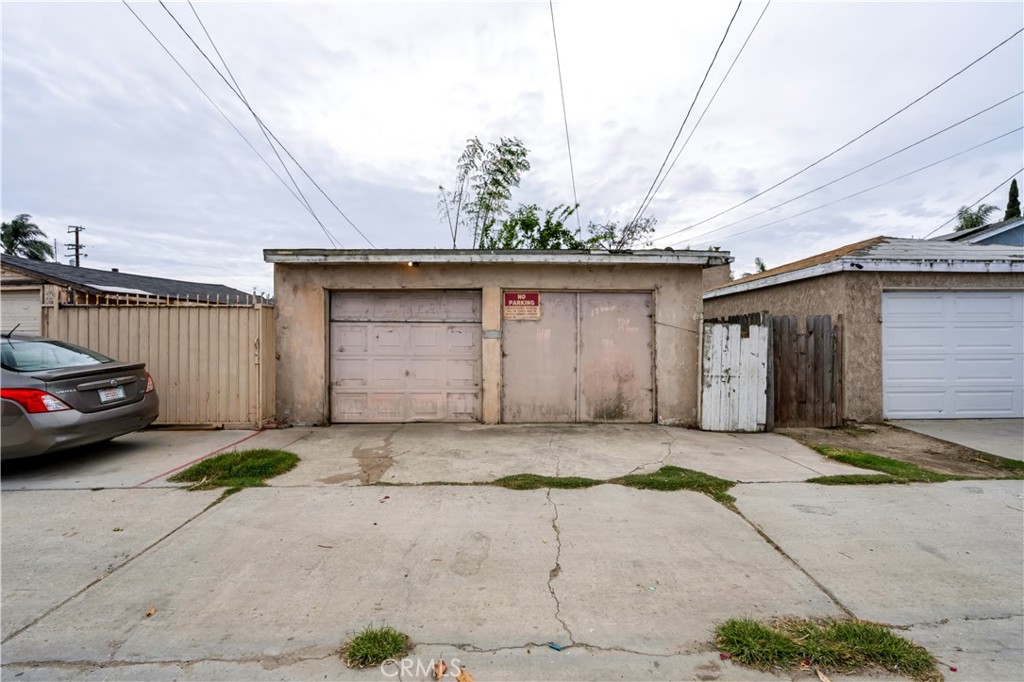 179 E Norton Property Photo 13