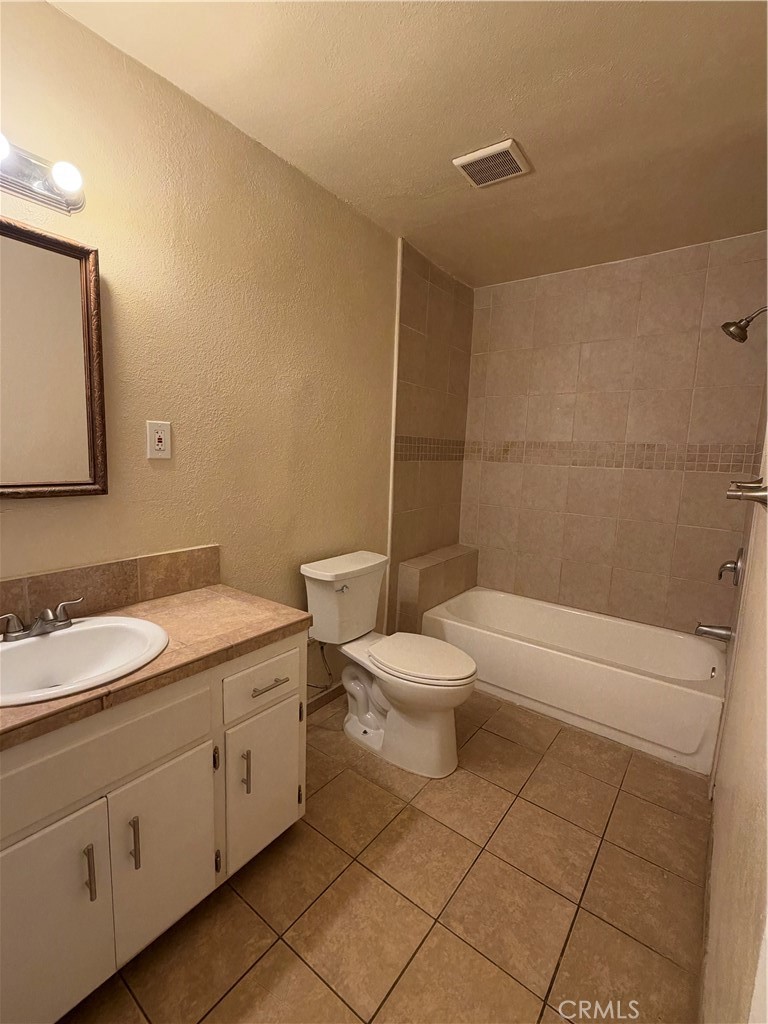 4213 Kenny Street Property Photo 18