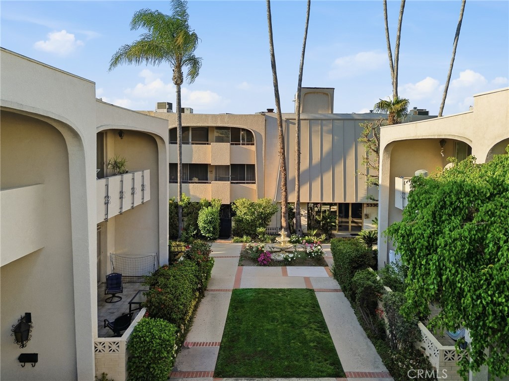 5330 Lindley Avenue 305 Property Photo 27