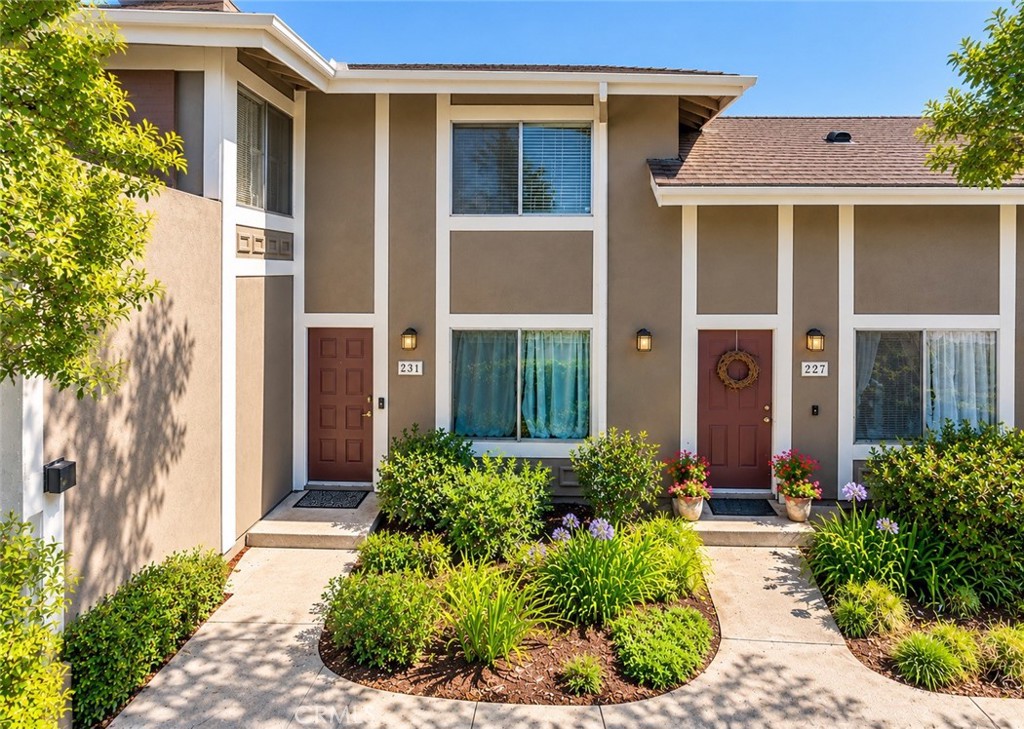 231 Gazania Court