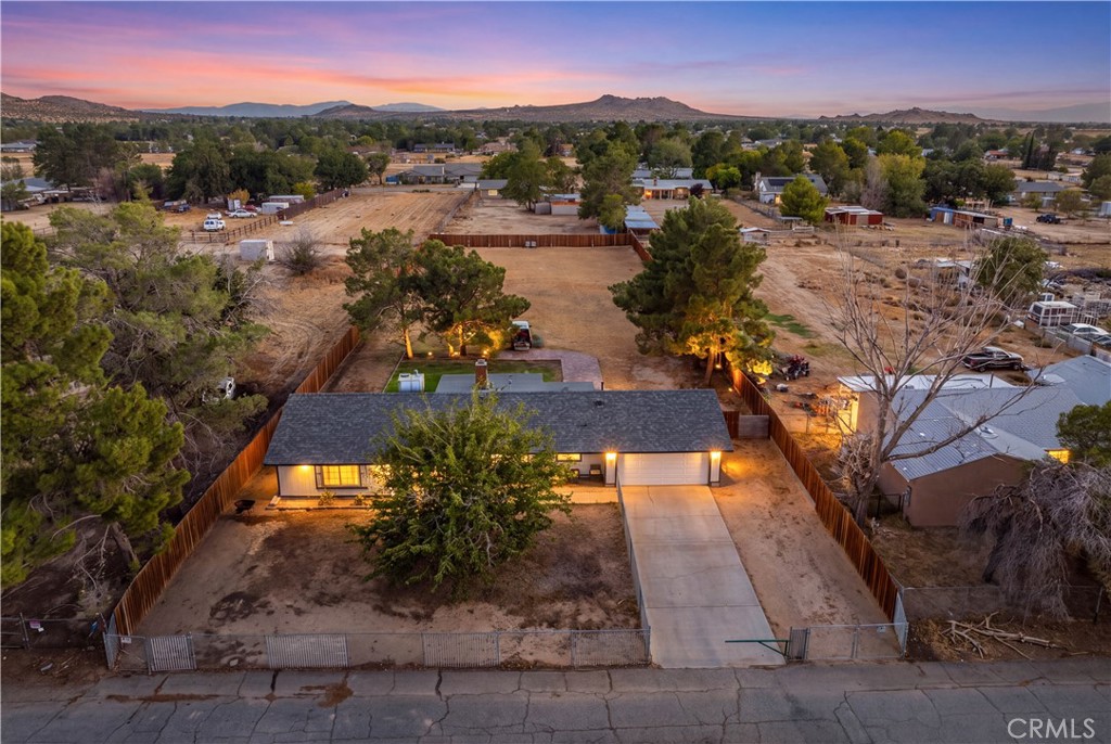 40945 172nd E Property Photo 1