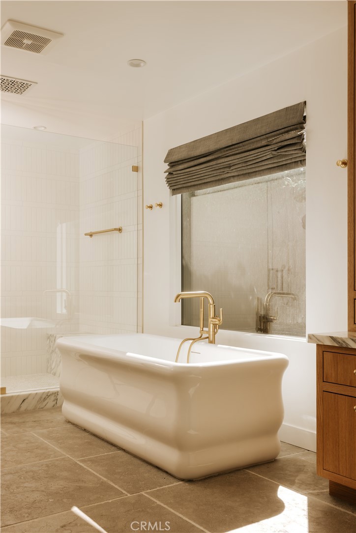 16206 Morrison Street Property Photo 24