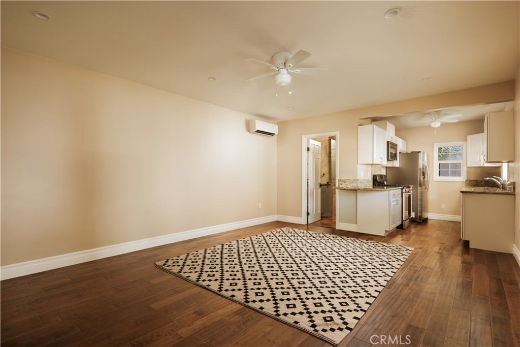 16206 Morrison Street Property Photo 35