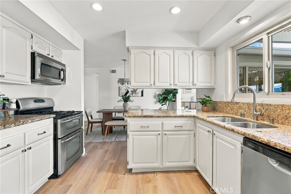 28107 Dowell Property Photo 6