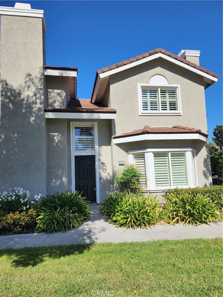 168 Greenmoor 72 Property Photo 3