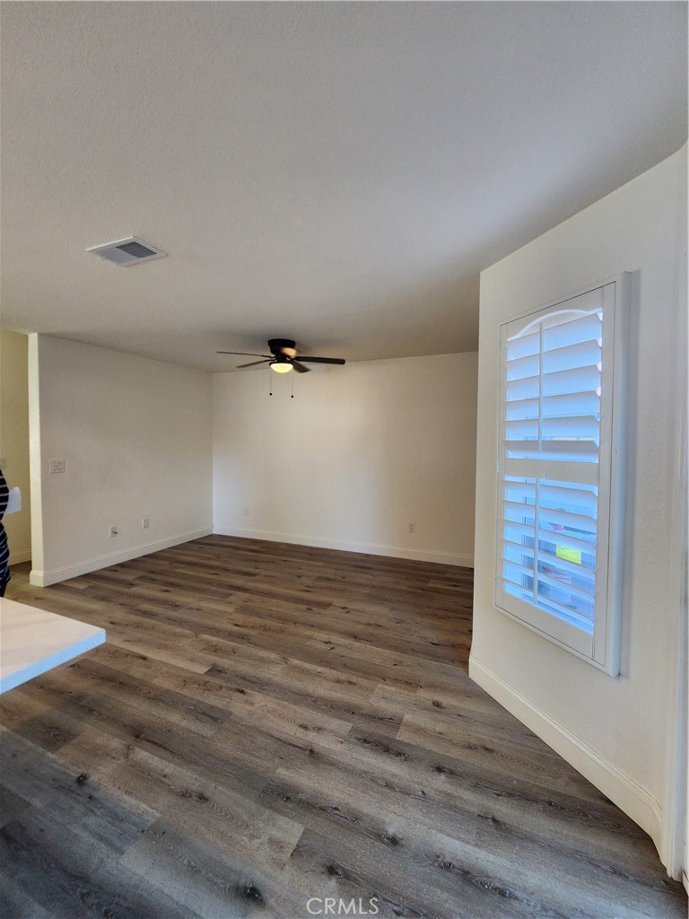168 Greenmoor 72 Property Photo 32