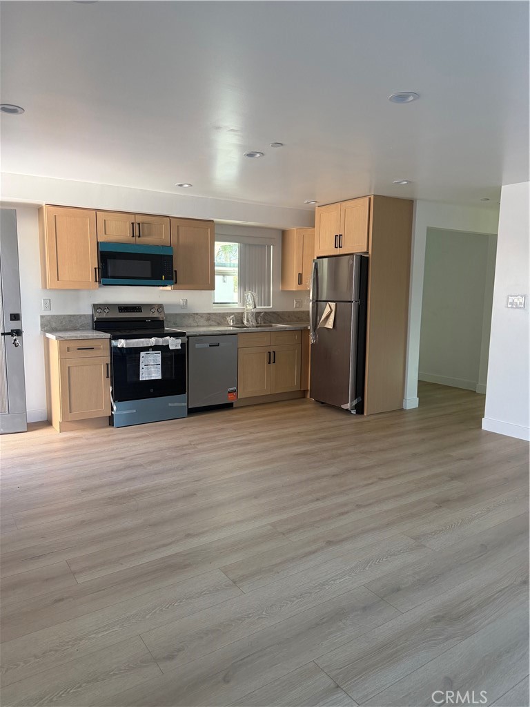 5751 Bianca Property Photo 5