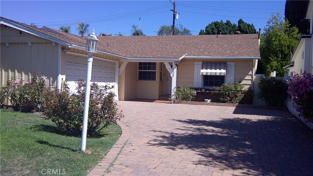 4648 Kraft Property Photo 1