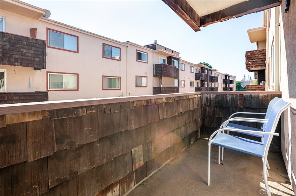 5414 Newcastle Property Photo 4