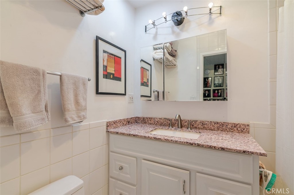 5414 Newcastle Property Photo 12