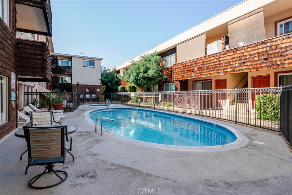 5414 Newcastle Property Photo 17
