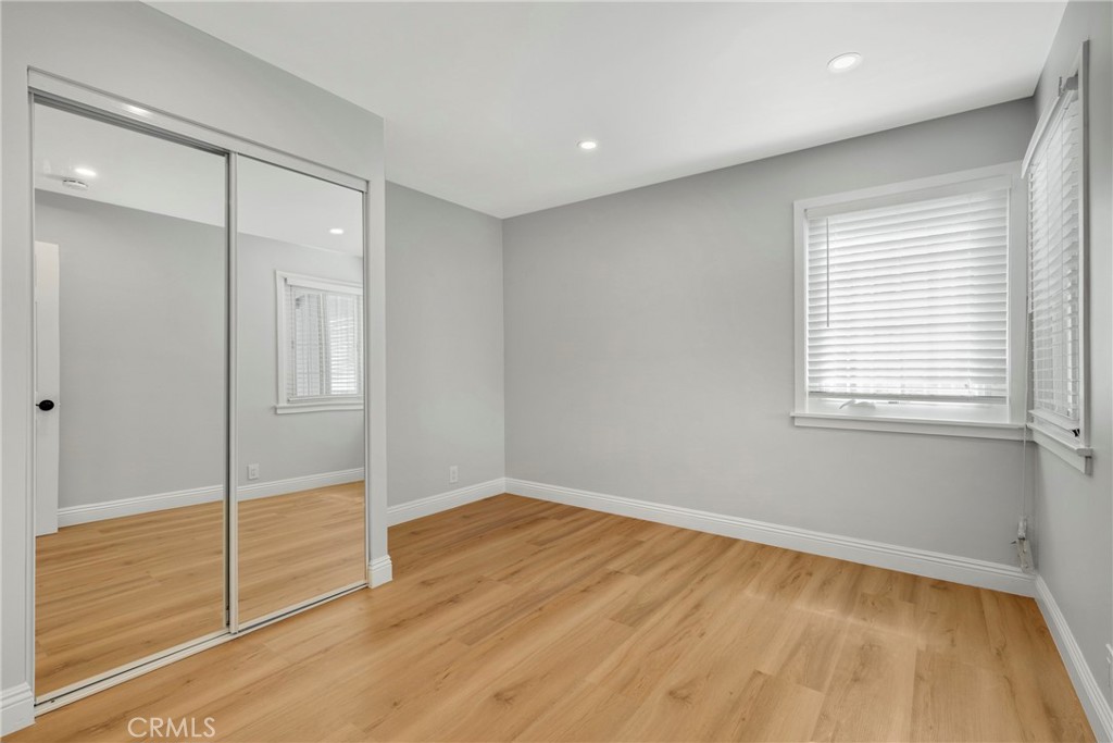 3912 W 104th Street Property Photo 7