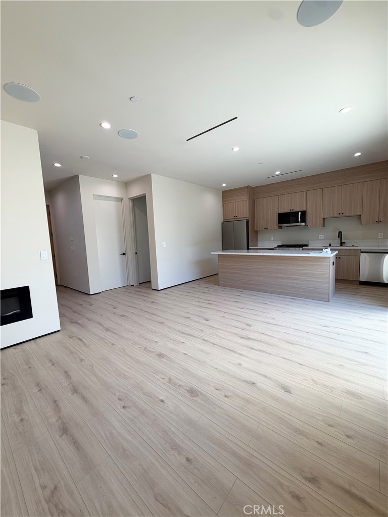 5656 Mammoth Ave Property Photo 6