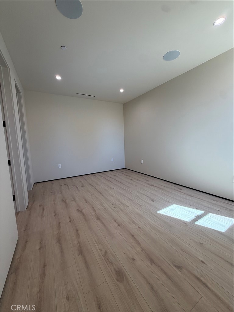 5656 Mammoth Ave Property Photo 12