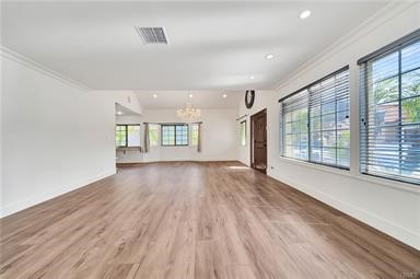 16707 Moorpark Property Photo 5