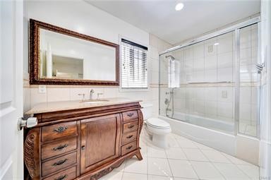 16707 Moorpark Property Photo 19