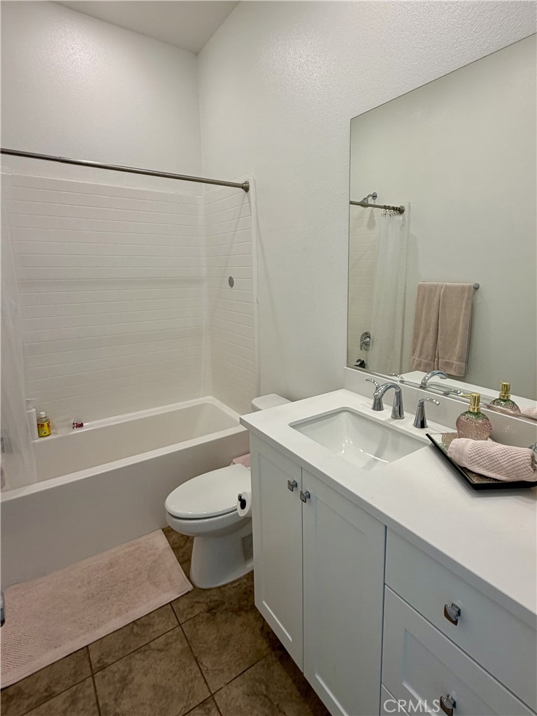 27466 Mercantile Court 305 Property Photo 13