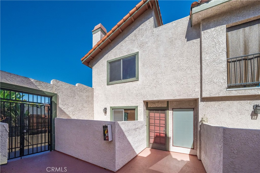 6101 Fulton Avenue 9 Property Photo 1
