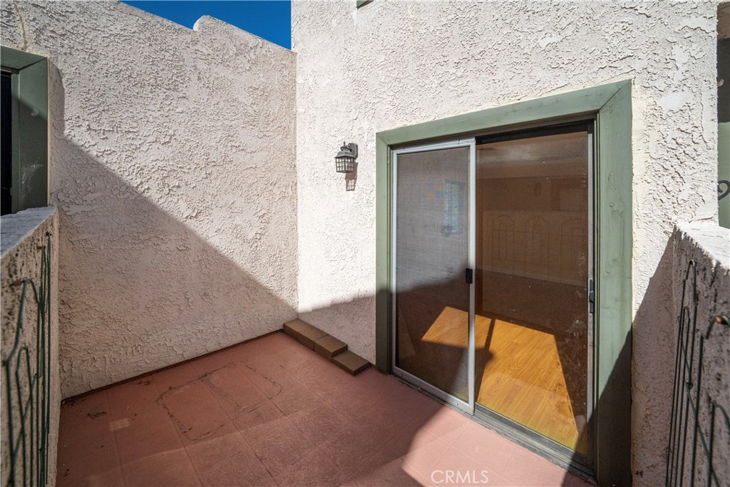 6101 Fulton Avenue 9 Property Photo 10
