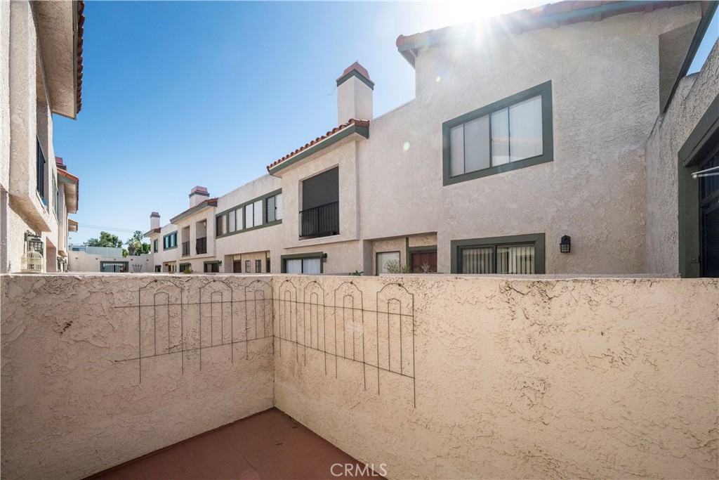 6101 Fulton Avenue 9 Property Photo 11