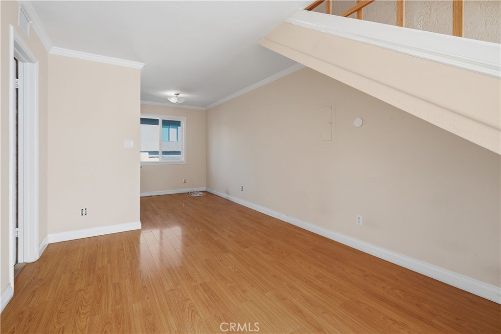 6101 Fulton Avenue 9 Property Photo 12