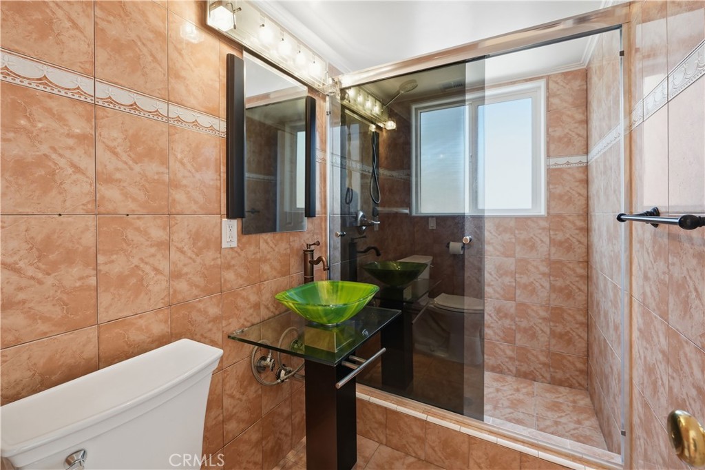 6101 Fulton Avenue 9 Property Photo 14