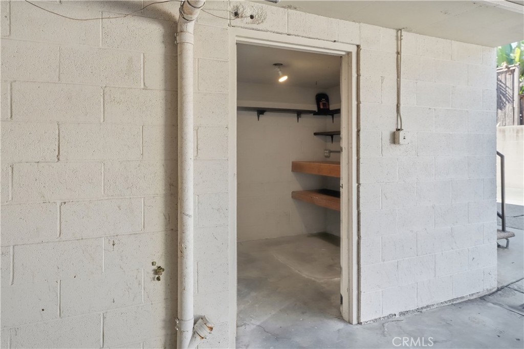 6101 Fulton Avenue 9 Property Photo 28