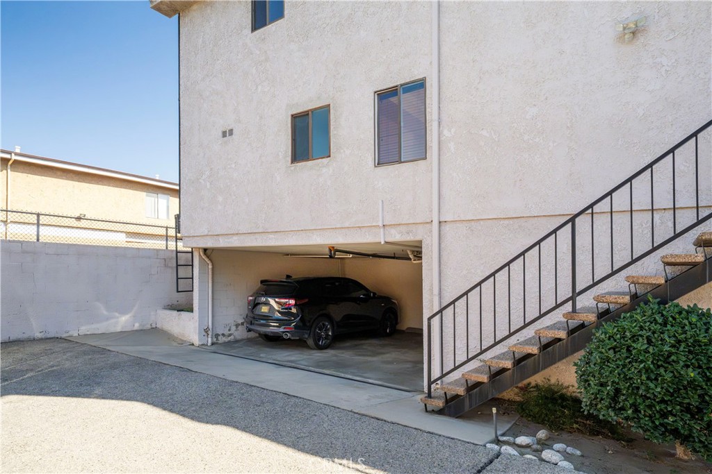 6101 Fulton Avenue 9 Property Photo 30