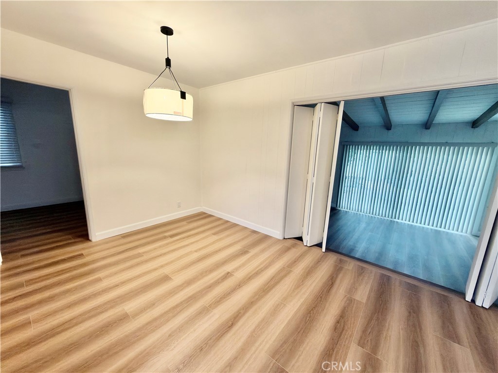 17822 Vanowen Property Photo 6