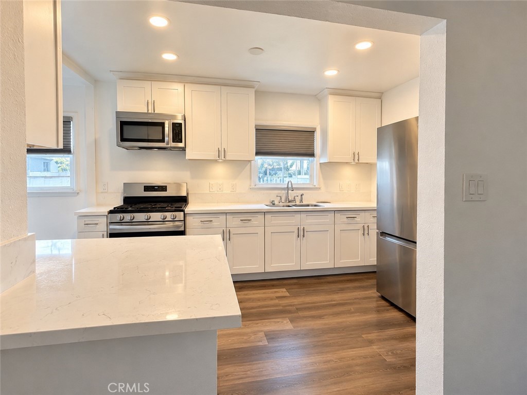 14544 Studebaker Road Property Photo 7