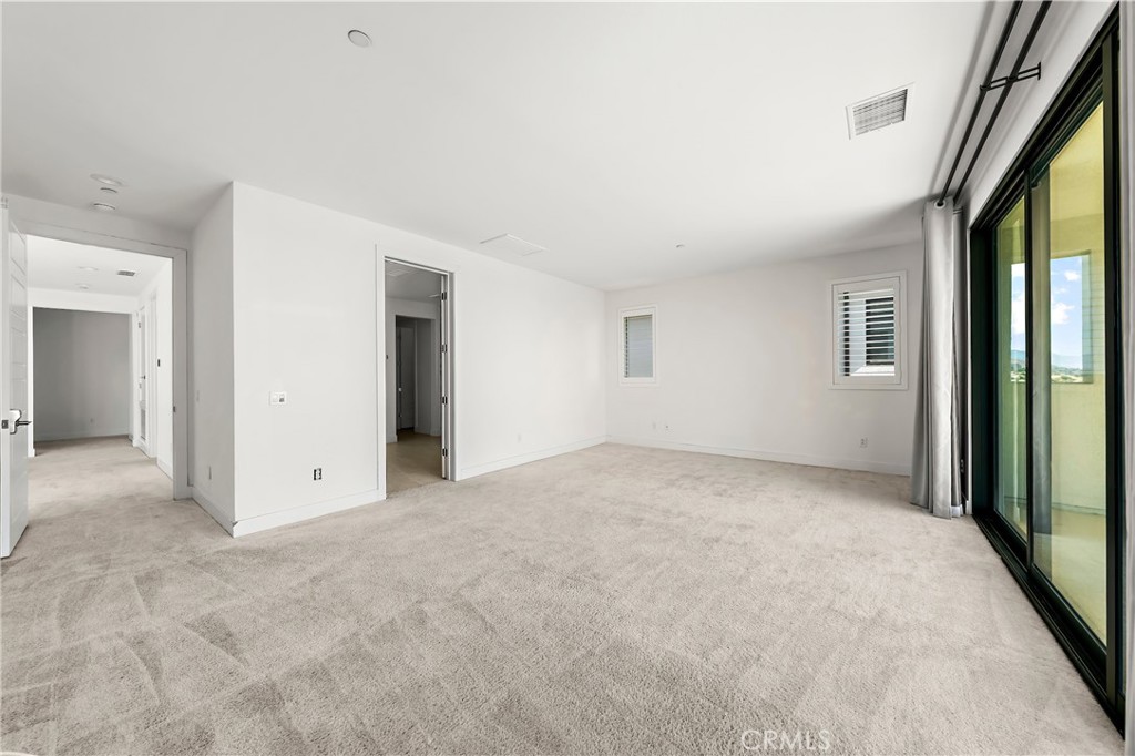 11740 N Hillsborough Property Photo 21
