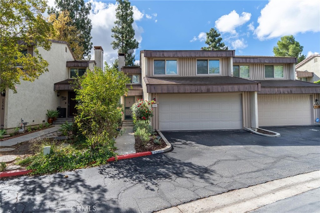 1540 Holly Court Property Photo 1