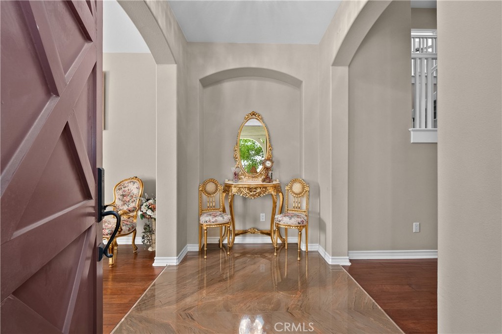 26163 Shadow Rock Lane Property Photo 2