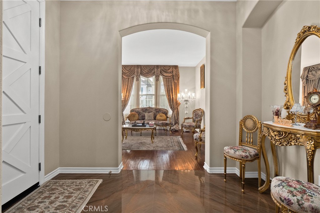 26163 Shadow Rock Lane Property Photo 3