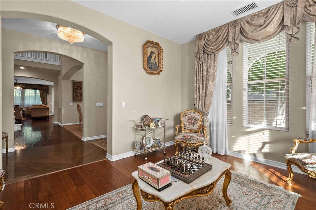 26163 Shadow Rock Lane Property Photo 5